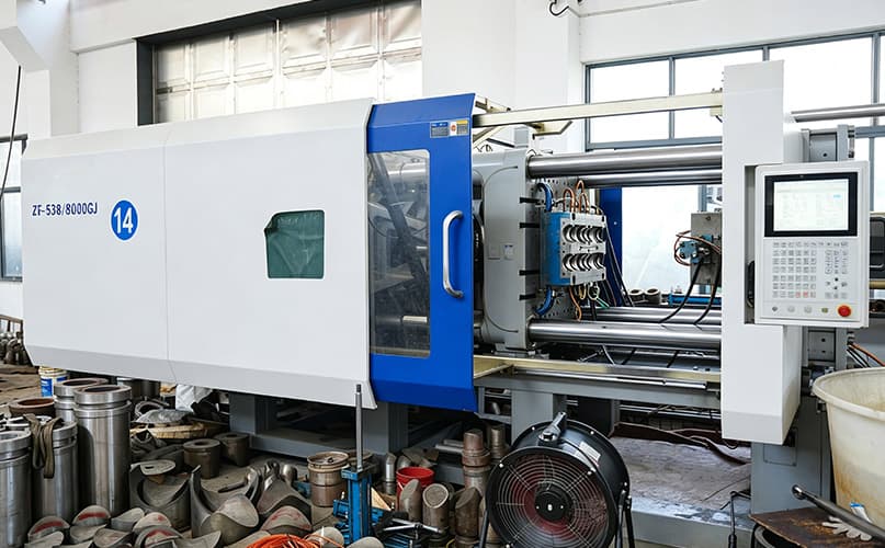 Zhuji Xinyihong Pipe Industry Co., Ltd.